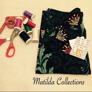 Lularoe Floral Cassie